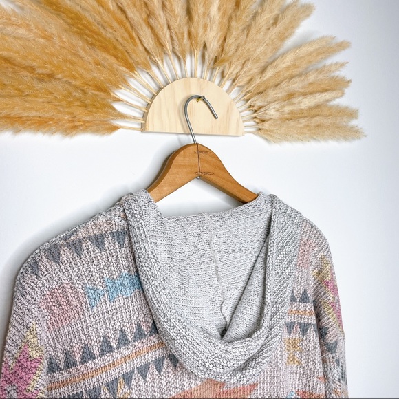 Aztec Print Pullover Hoodie Sweater - Picture 8 of 10